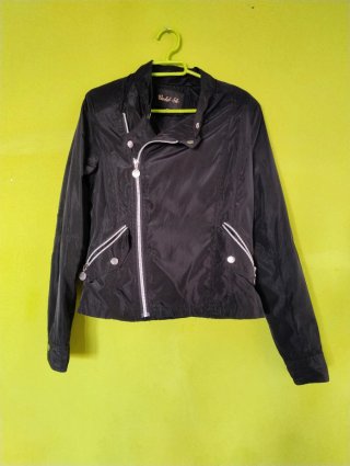 Chaqueta cazadora negra