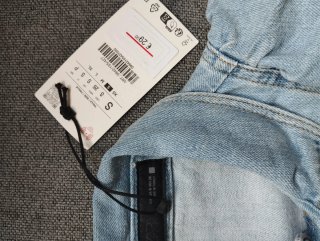 Camisa vaquera con volantes