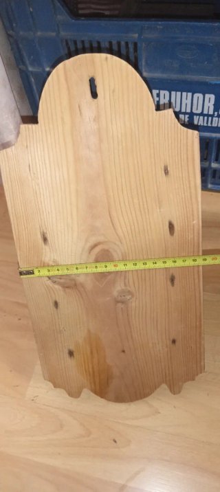 Mortero de madera y latón