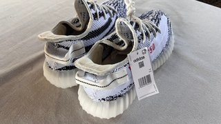 Adidas Yeezy 350 V2 Zebra
