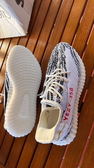 Adidas Yeezy 350 V2 Zebra