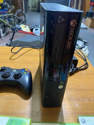 Xbox 360 con simulatore di guida
