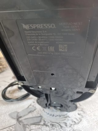 Cafetera Nespresso Vertuo Next