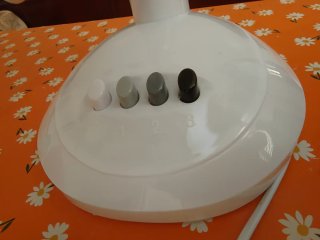 Ventilatore da tavolo bianco DCG