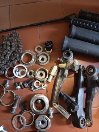 Ricambi Bici - Manubrio, Campana, Catena