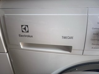 Lavadora Electrolux TimeCare 8kg