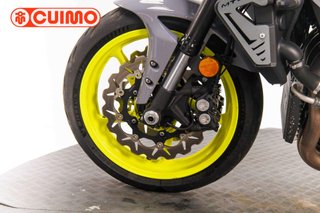 YAMAHA MT 10