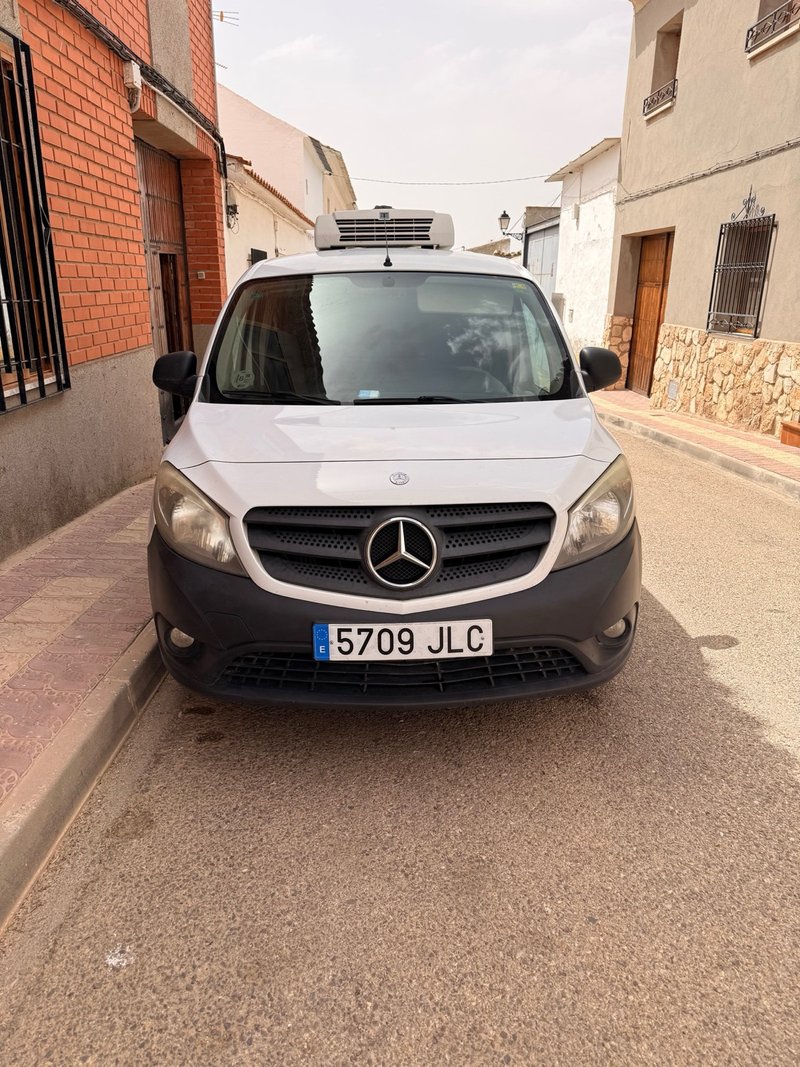 Mercedes-Benz Citan 2016 - foto 1