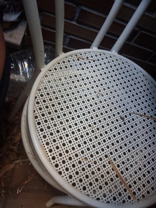 Sedia in metallo bianco stile Thonet