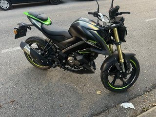 QJ Motor SRK 125 Naked Negra/Verde