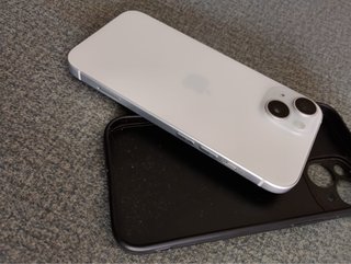 iPhone 15 Apple