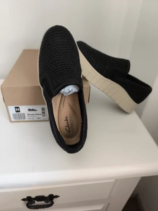 Mocasines Clarks Mykah Shine Negro Mujer T. 37.5