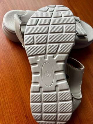 Sandalias ortopédicas beige Talla 36