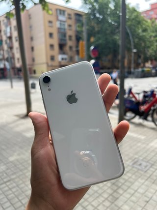 Apple iPhone XR 128GB Seminuevo / Batteria 76%