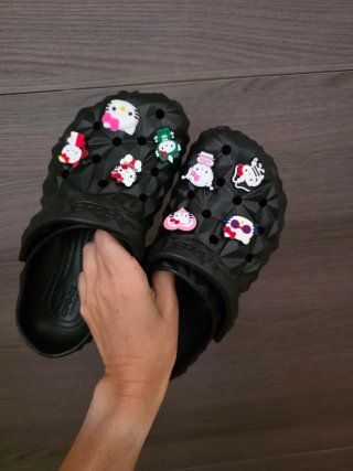Crocs Talla 36-37 (23cm) Hello Kitty