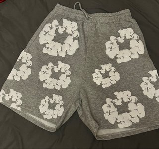 Denim Tears Pantalones cortos Cotton Wreath grises