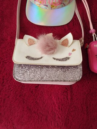 Pack Bolso Unicornio, Gorra y Estuche Hello Kitty