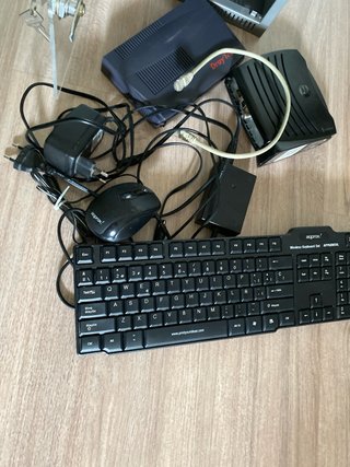 Rack Telecomunicaciones Monitor Routers Teclado