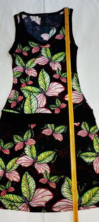 Vestido estampado vibrante Custo Barcelona talla 3