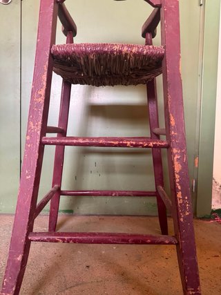 Silla alta de madera para bebé