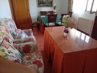 Salón completo en madera maciza