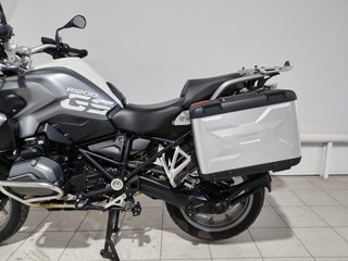 BMW R 1200 GS con 2 maletas