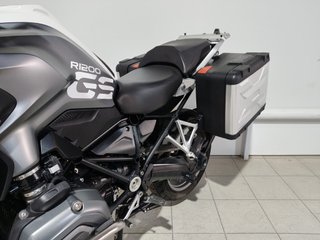 BMW R 1200 GS con 2 maletas