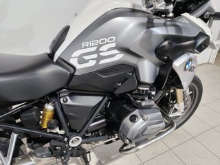 BMW R 1200 GS con 2 maletas