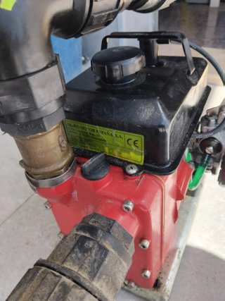 Bomba de agua gasolina