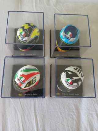 Lote 4 Caschi Rossi Scala 1/5