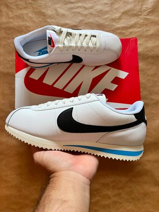 Zapatillas Nike Cortez Blancas y Negras