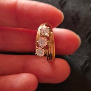 Anillo Vintage Oro Laminado 3 Circonitas