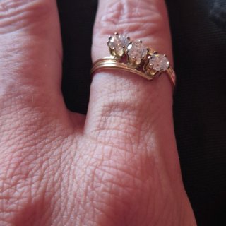 Anillo Vintage Oro Laminado 3 Circonitas