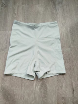 Lote 3 mallas y top deportivo Talla S/36
