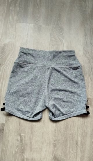 Lote 3 mallas y top deportivo Talla S/36