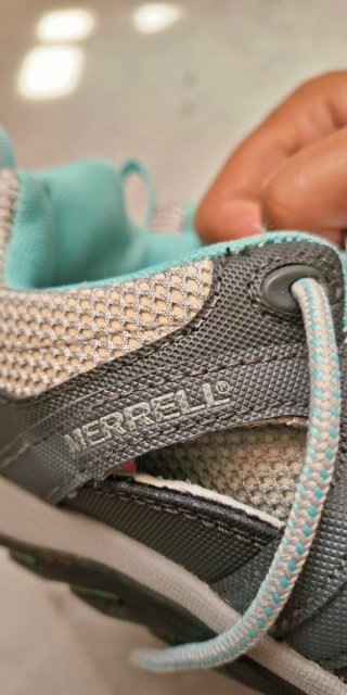 Escarpines Merrell Mujer Gris y Turquesa