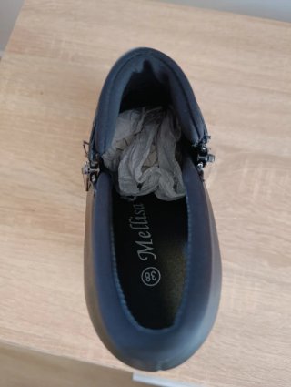 Botines de tacón negros