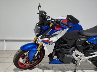 BMW F 900 R SPORT