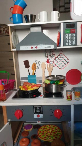 Cocina de juguete con accesorios