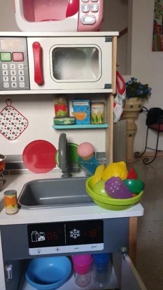 Cocina de juguete con accesorios