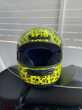 Casco NZI Activy Jr Yellow Bones. Talla XS.