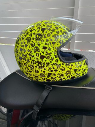 Casco NZI Activy Jr Yellow Bones. Talla XS.