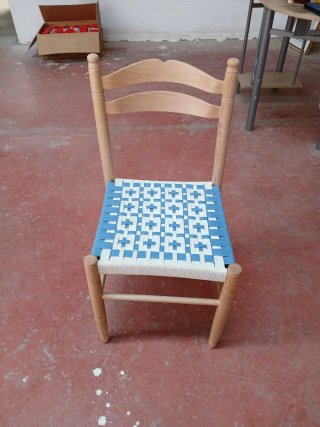 Silla de cocina restaurada