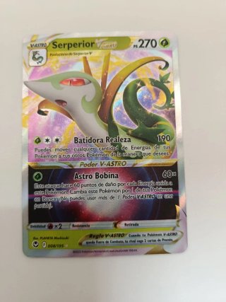 4 Cartas Pokémon V-ASTRO de coleccionista.