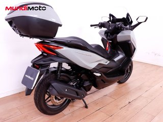 HONDA FORZA 125 ABS TOPBOX
