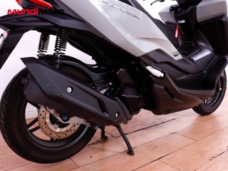 HONDA FORZA 125 ABS TOPBOX
