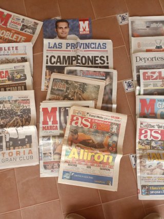 Valencia CF periódicos de victorias miticas 2002/2