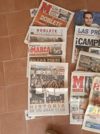 Valencia CF periódicos de victorias miticas 2002/2