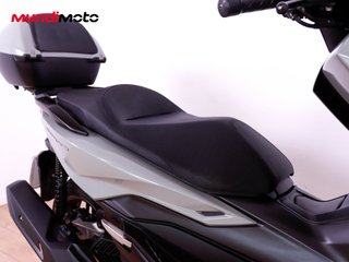 HONDA FORZA 125 ABS TOPBOX