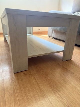 Mesa de centro baja de madera